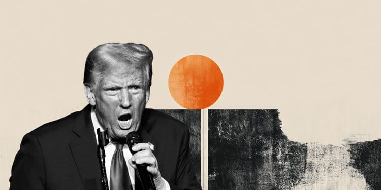El presidente de EE.UU. Donald Trump amenaza con un arancel del 100% a los chips, a menos que las empresas fabriquen en EE.UU. —Bloomberg