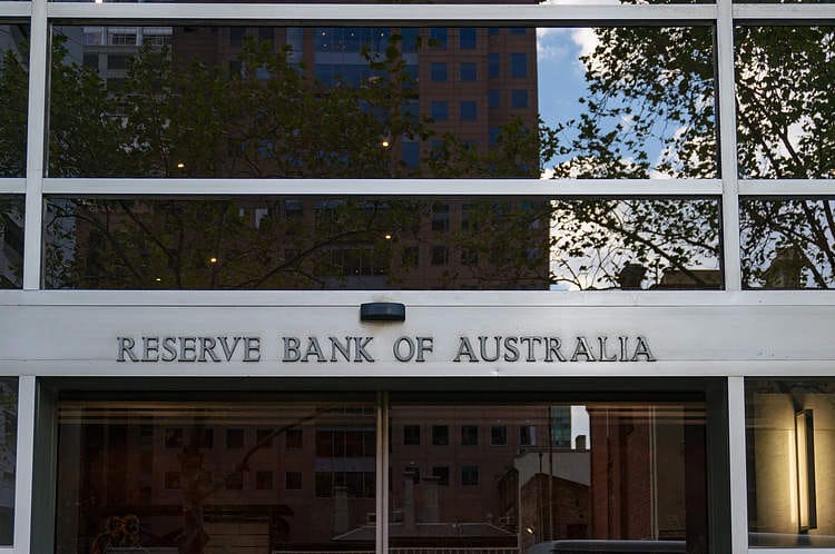 El RBA recorta sus tasas a un mínimo histórico del 0.10% y expande el QE a 100.000 millones de dólares
