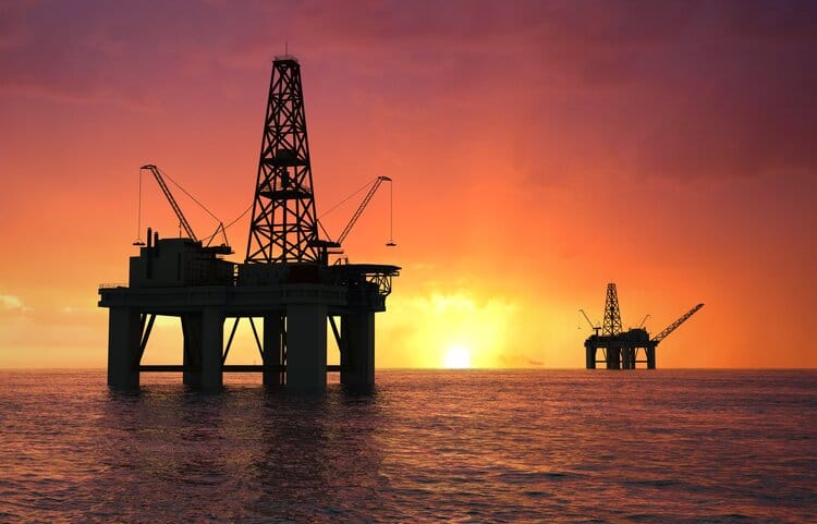 El precio del petróleo sube tras la disminución de las reservas de crudo en EE.UU.