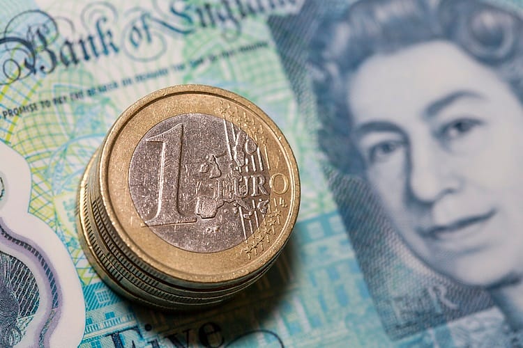 EUR/GBP permanece a la defensiva por debajo de 0.9050 tras el BCE/Lagarde