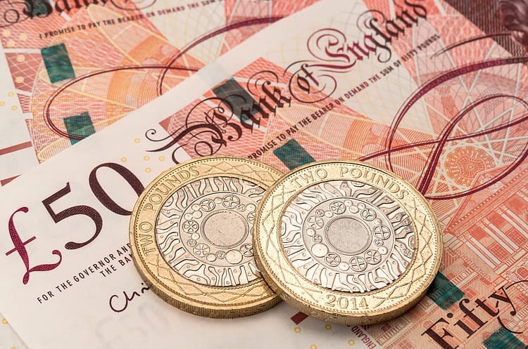 GBP: Salta acercándose a 1.3180 debido a la desaceleración en el crecimiento del empleo privado de EE.UU.