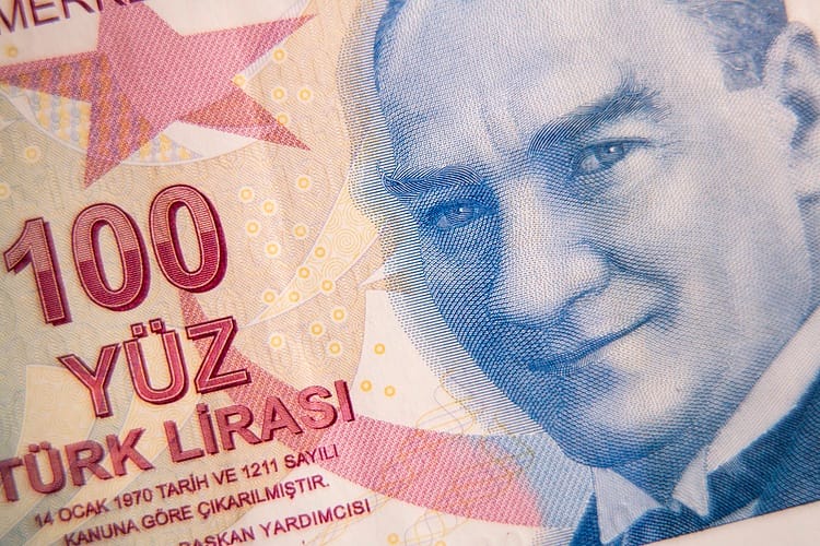 USD/TRY reanuda la subida y vuelve a probar 8.40