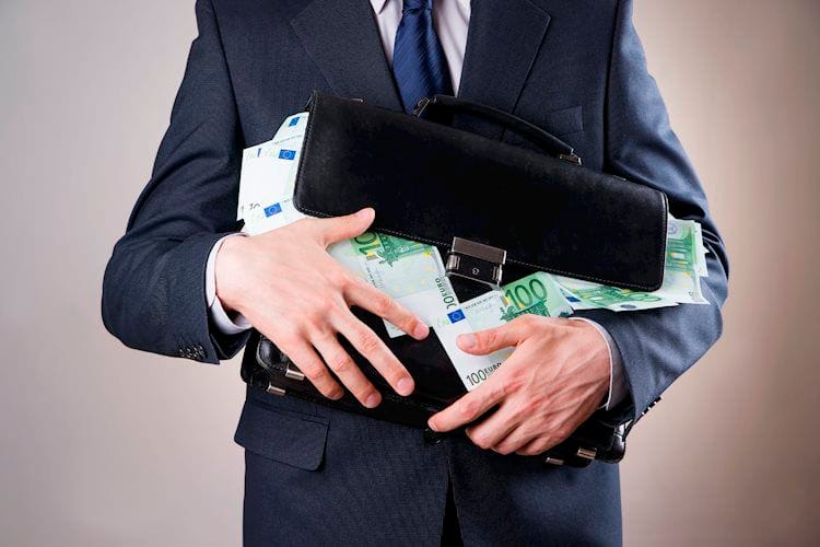 Cuando la volatilidad en forex es baja, el carry trade es el rey – 4 pares de divisas a tener en cuenta