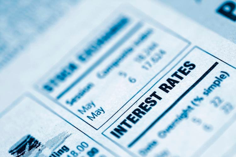 Por qué las subidas de tipos perjudican más en Europa