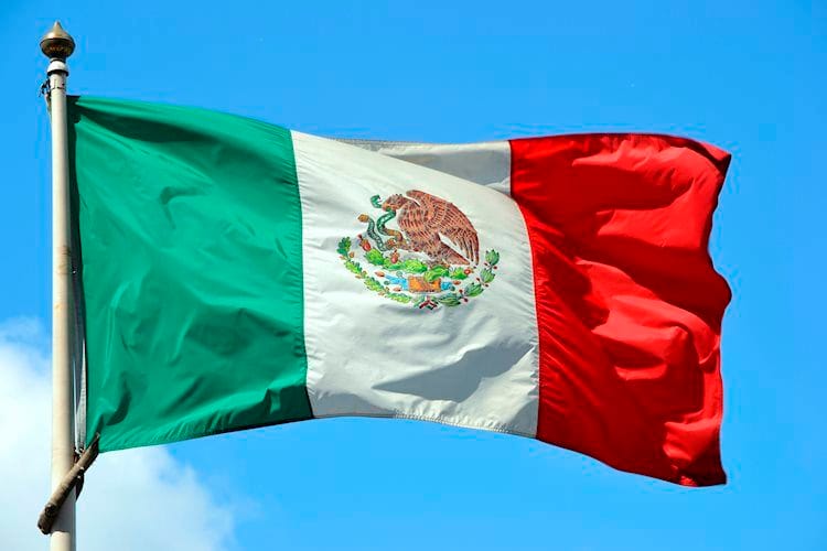 La Bolsa Mexicana opera con pérdidas marginales arrastrada por Grupo Televisa y Alfa