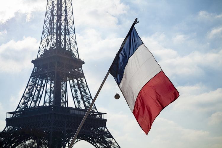 El presidente francés Macron convoca elecciones anticipadas tras la derrota ante la extrema derecha en los comicios europeos