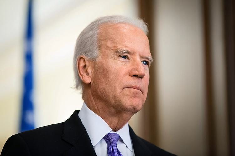 Biden despertó una euforia que lentamente se apaga