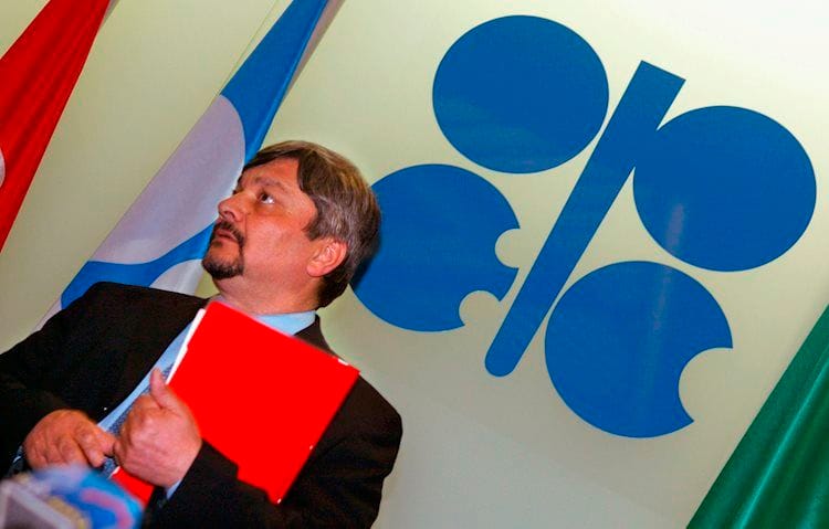 WTI Análisis del Precio: Buscando romper una cuña alcista en el gráfico de 4 horas