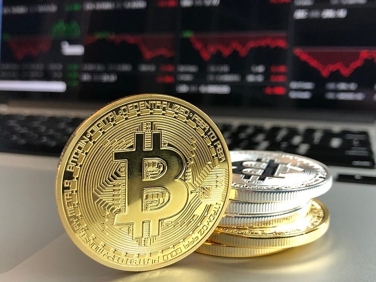 Pronóstico Semanal del Bitcoin: ¿Puede el BTC recuperarse del reciente desplome del mercado?