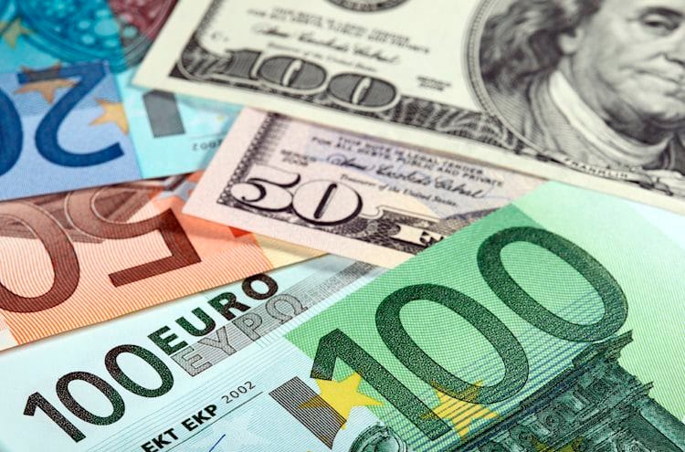 EUR/USD Pronóstico del Precio: El siguiente objetivo bajista es 1.1000