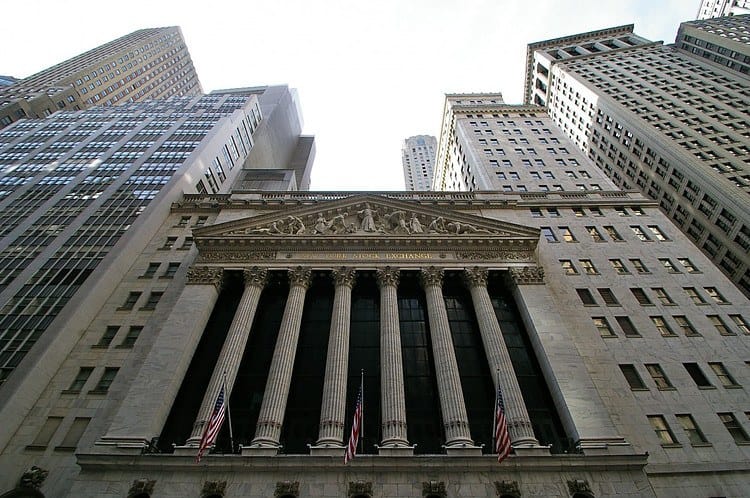 S&P 500: Tras malos datos y Powell siguen las subas
