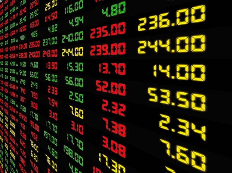 El índice S&P 500 alcanza un nuevo máximo histórico y se acerca a 4.100