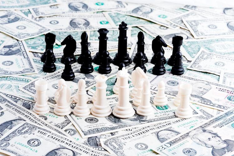 Se hunde la bolsa de Nueva York y retrocede el dólar